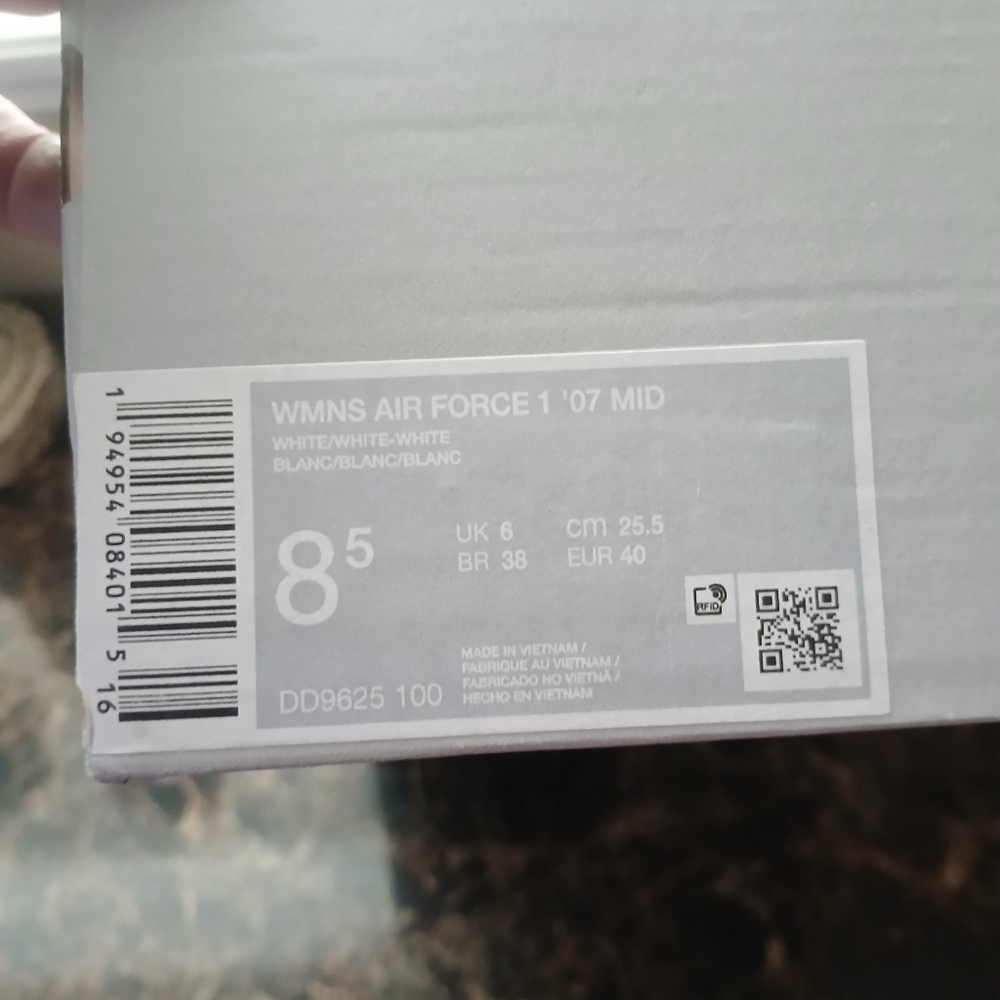 Nike Air Force 1 '07 Mid Streetwear/Lifestyle Shoes Size 7 Men/8.5 Women - Picture 12 of 14